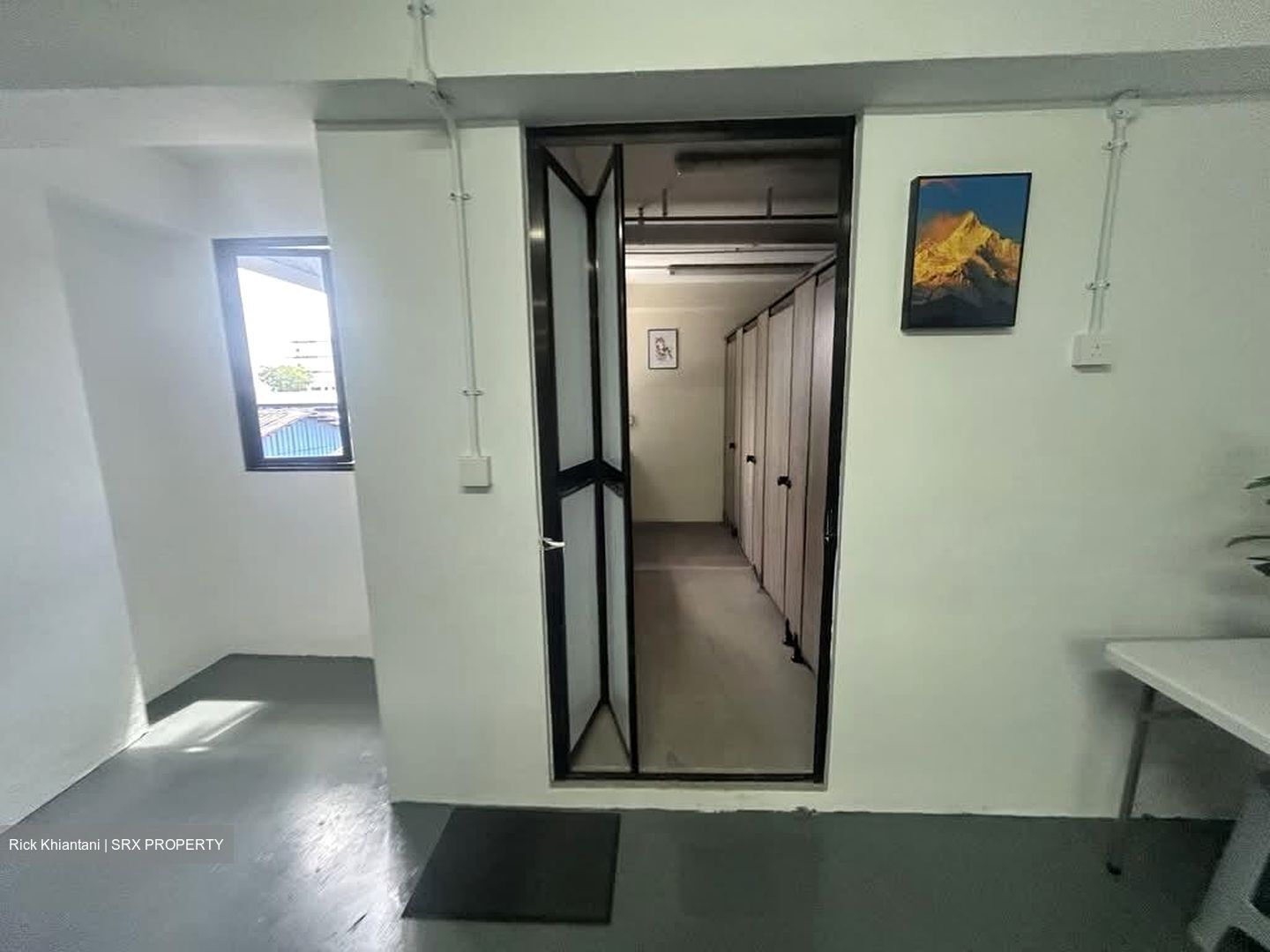 Jurong East MRT (D22), Factory #564099471